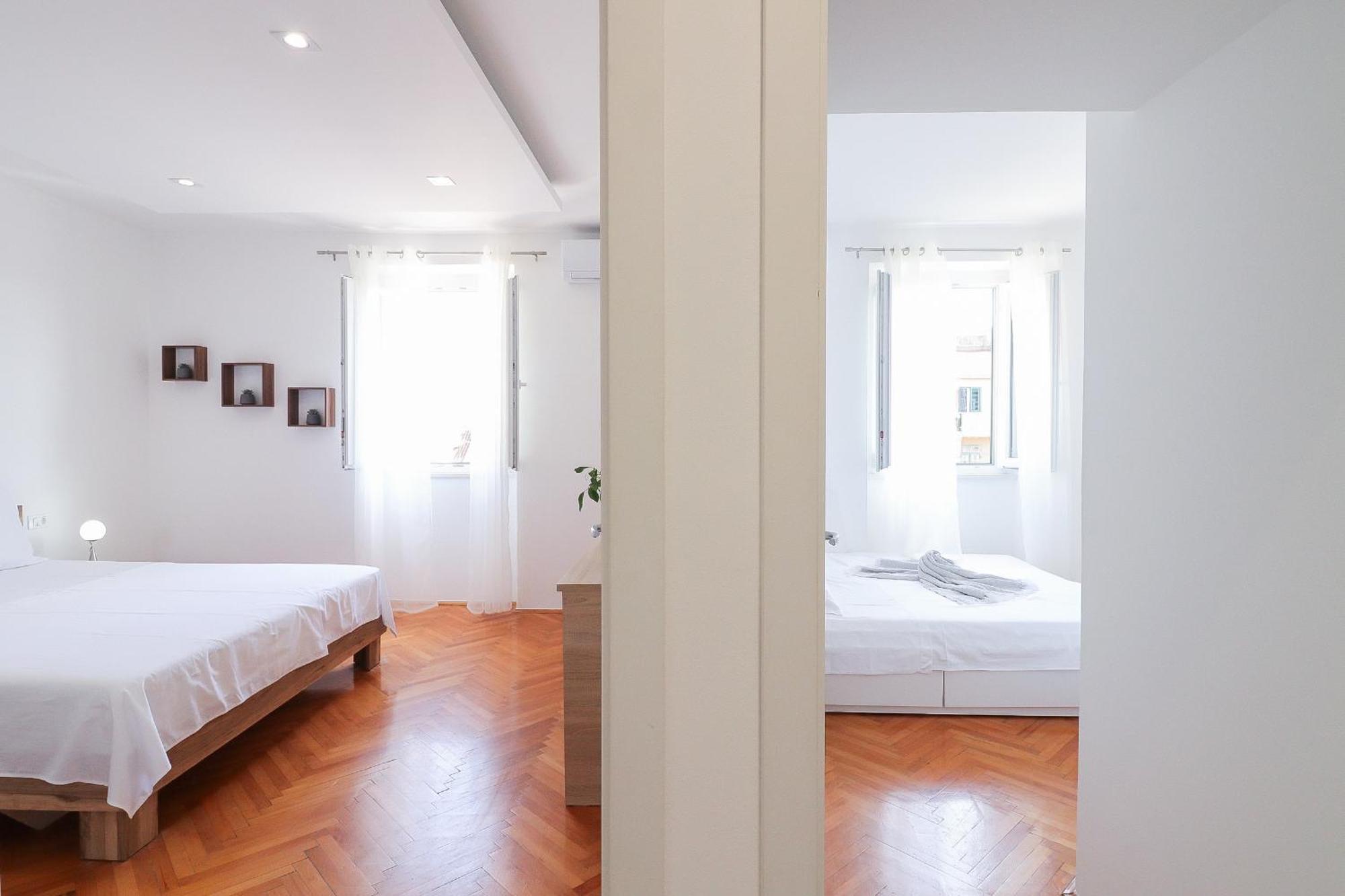 City Center Sunset Penthouse Сплит Экстерьер фото